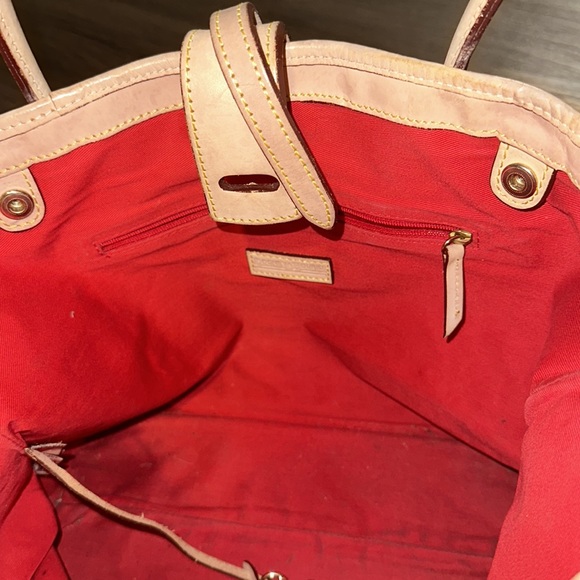 Dooney & Bourke Shoulder Bag - Picture 5 of 5